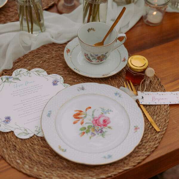 Noord Deign Hochzeitspapeterie Hochzeitseinladungen Cottage Core Wildblumen Cottage Bloom
