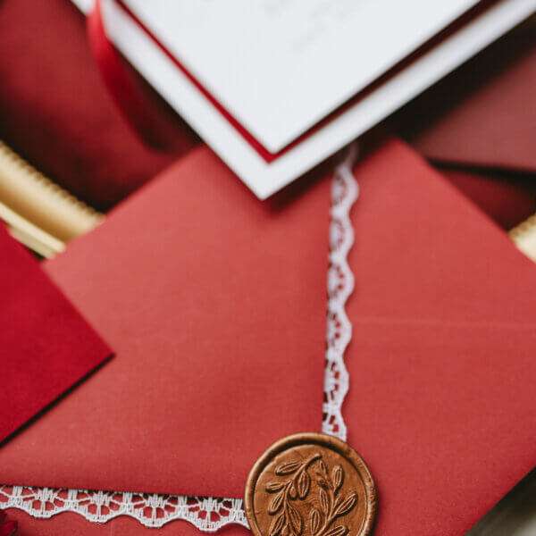 Hochzeitspapeterie Red Velvet Hochzeitseinladung Noord Design