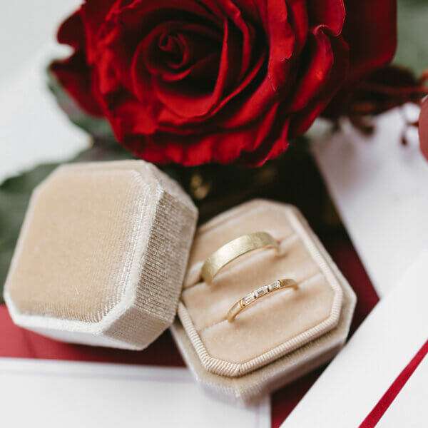 Hochzeitspapeterie Red Velvet Hochzeitseinladung Noord Design