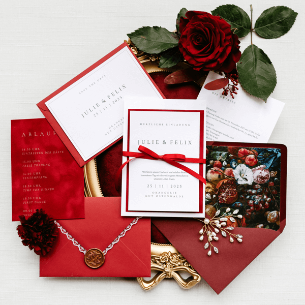 Hochzeitspapeterie Red Velvet Hochzeitseinladung Noord Design